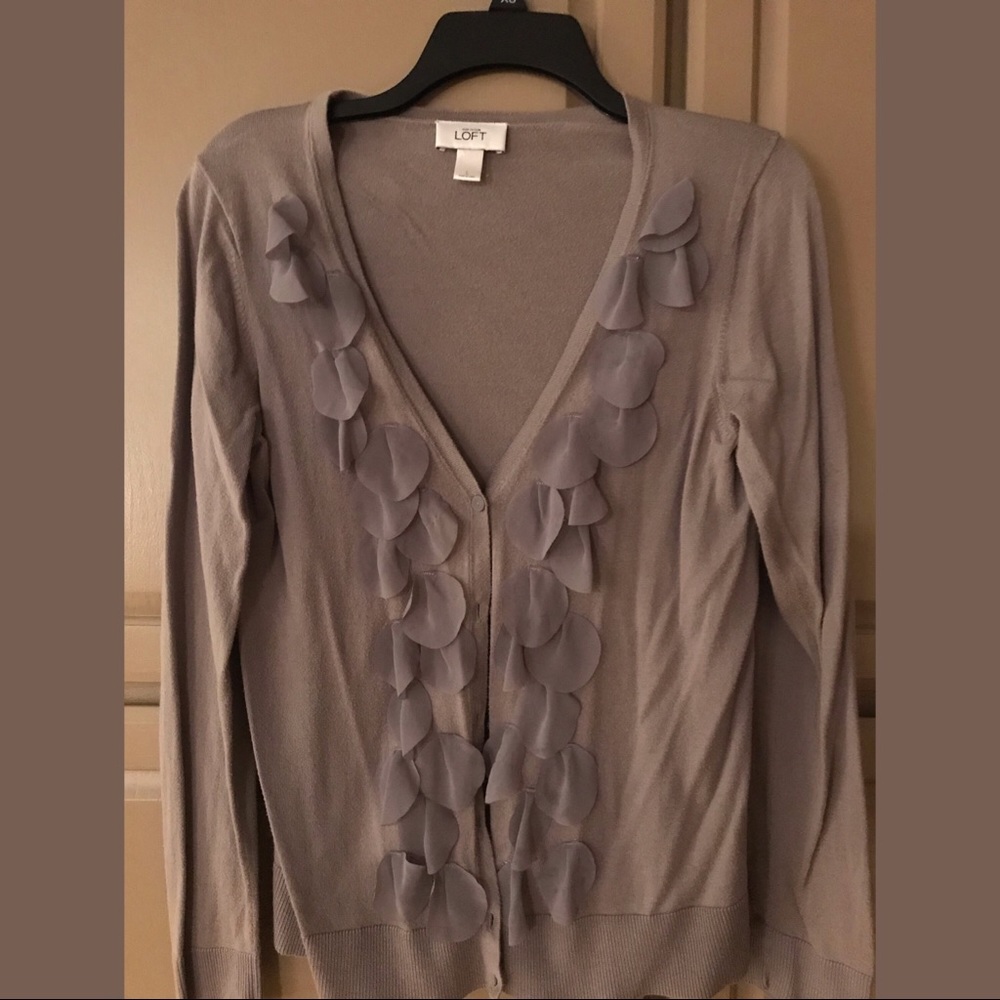 Cardigan sweater
